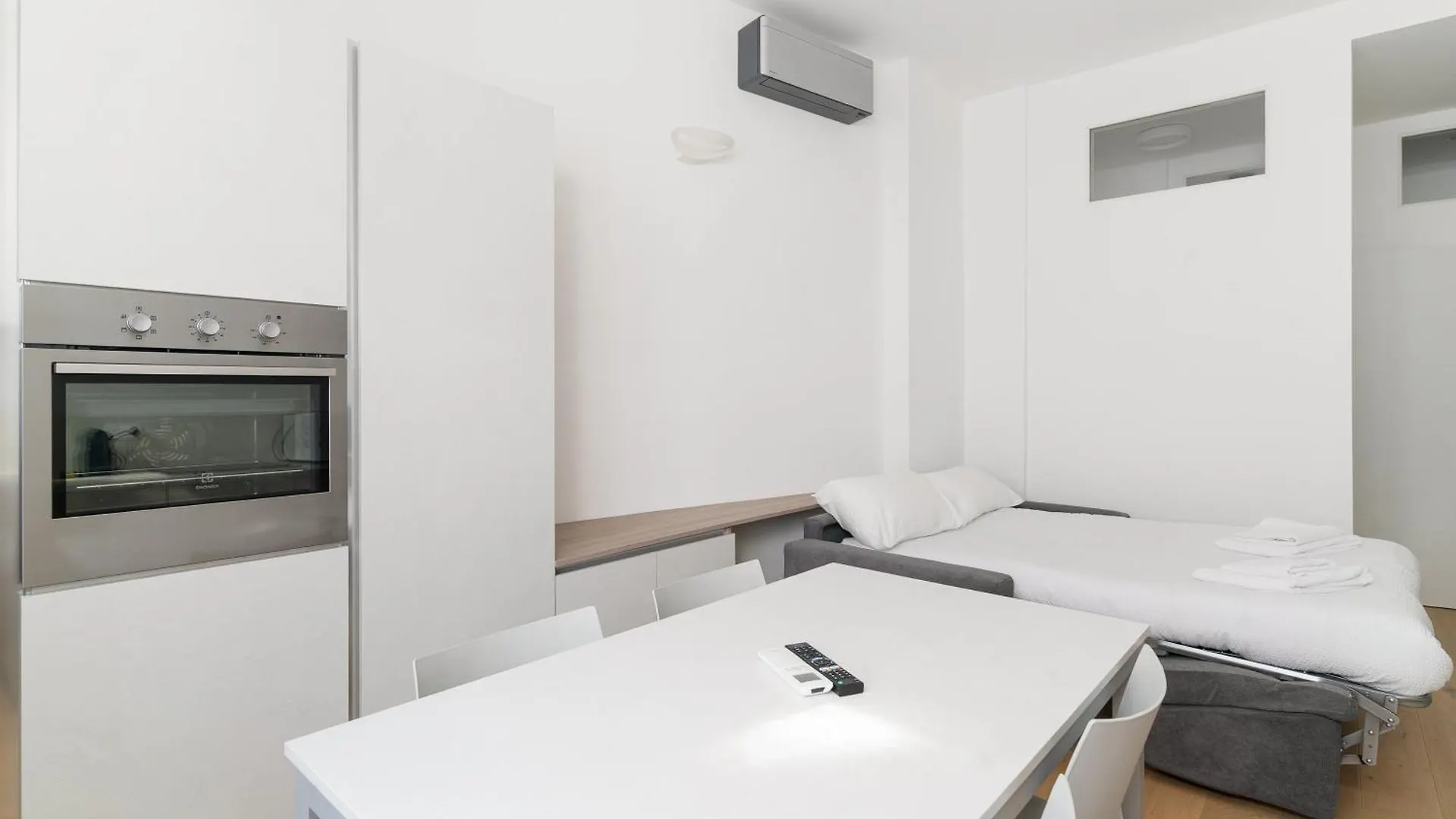 Apartmán Porta Romana - Luminoso Bilocale Milán